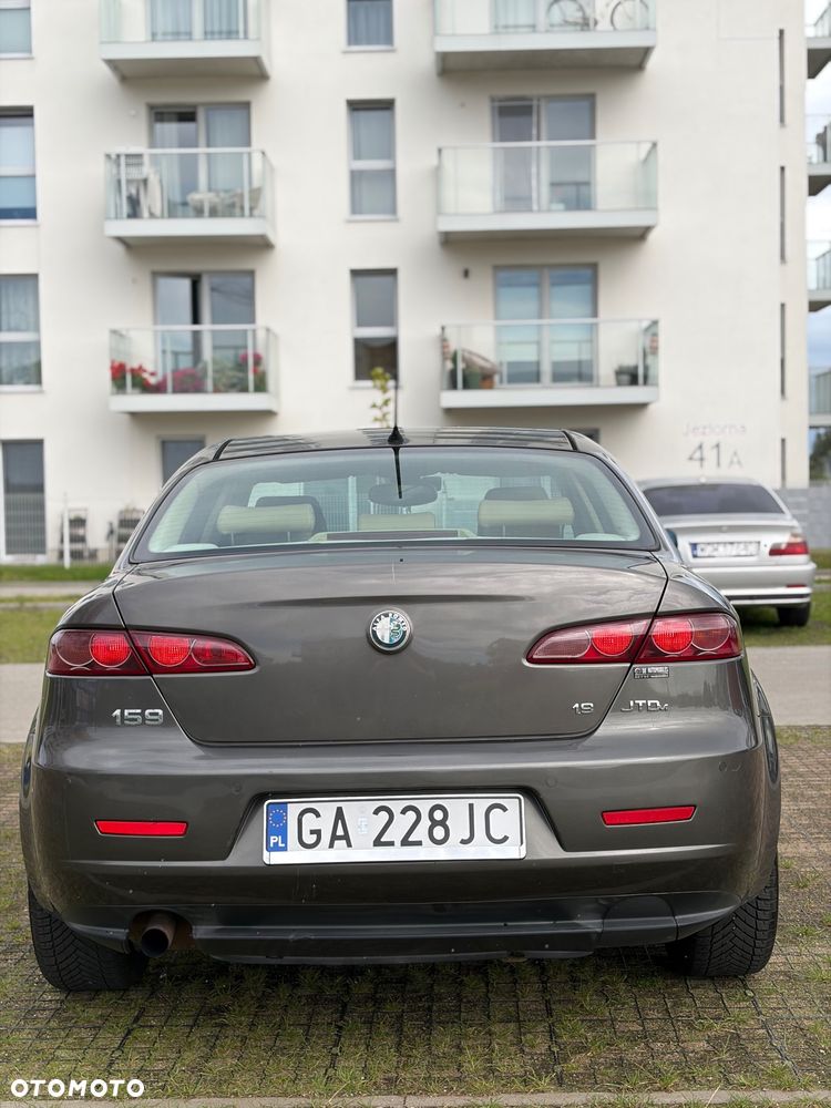 Alfa Romeo 159 1.9 JTDM 16V DPF Distinctive - 5