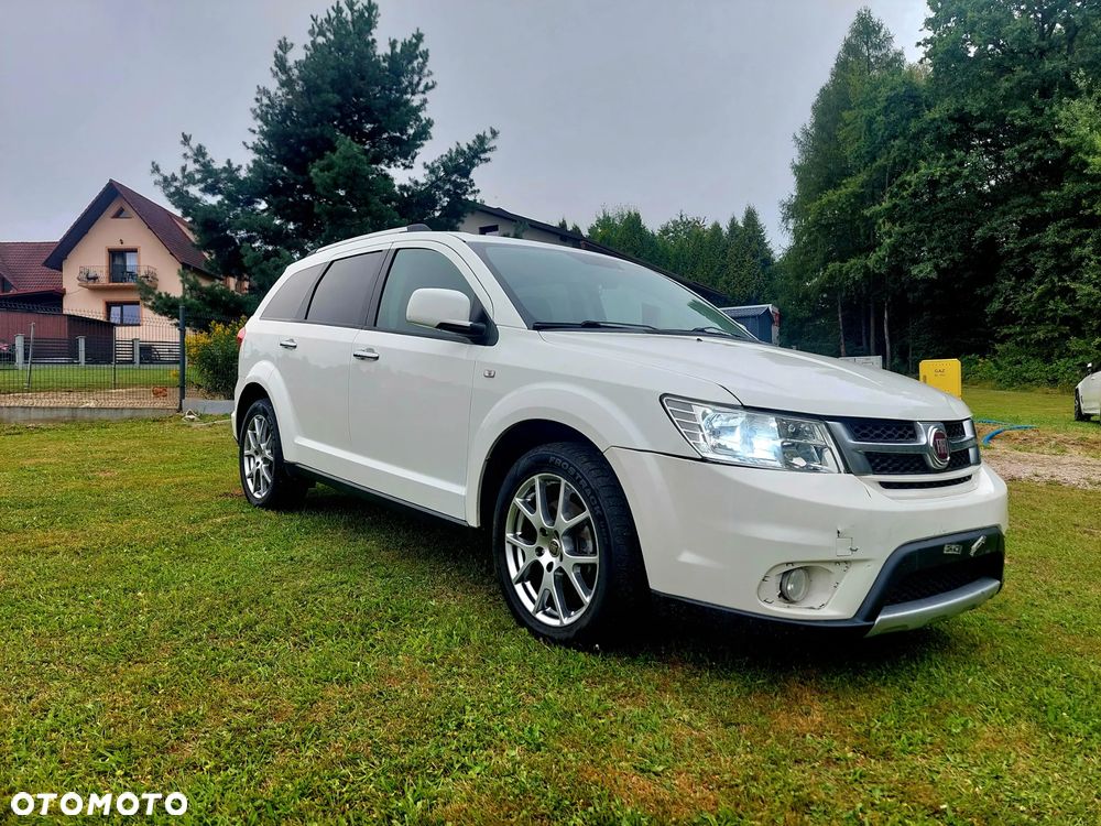 Fiat Freemont 2.0 Multijet 16V DPF Automatik Allrad Lounge - 2