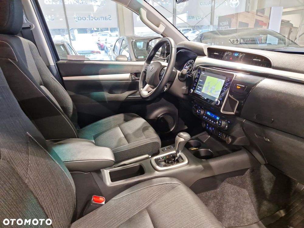 Toyota Hilux 2.8 D-4D Double Cab SR5 4x4 - 9