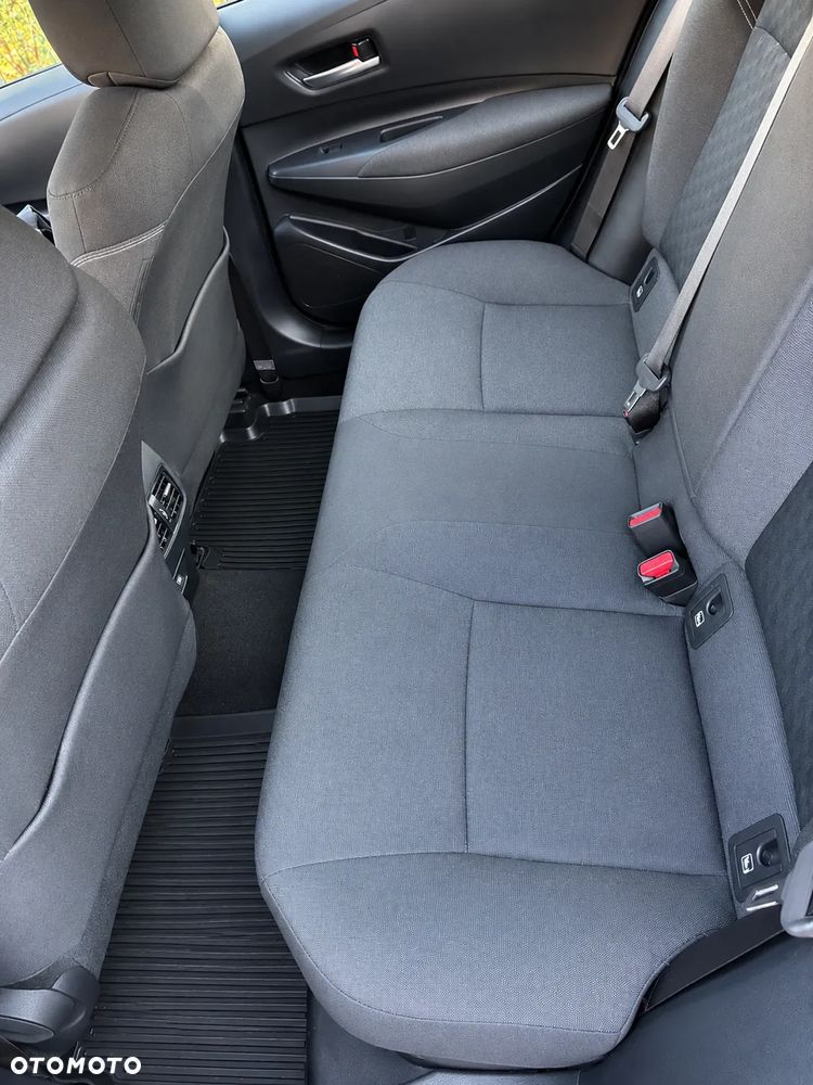 Toyota Corolla - 7