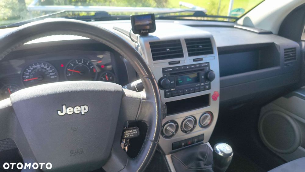 Jeep Compass - 12