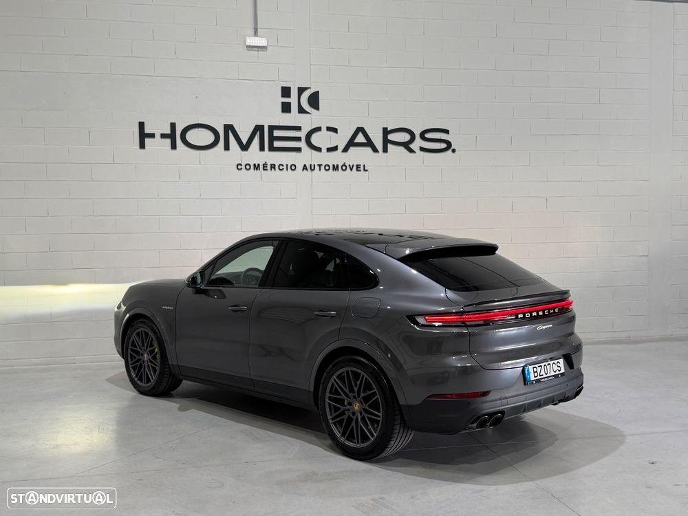 Porsche Cayenne Coupé E-Hybrid - 24