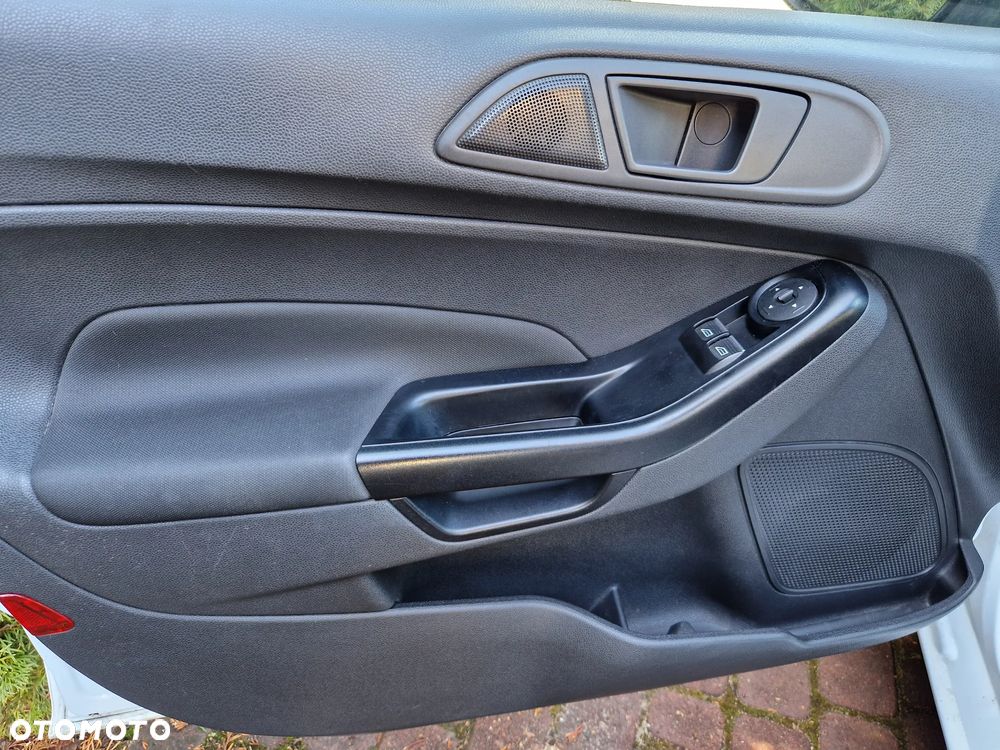 Ford Fiesta 1.25 Silver X (Ambiente) EU6 - 14