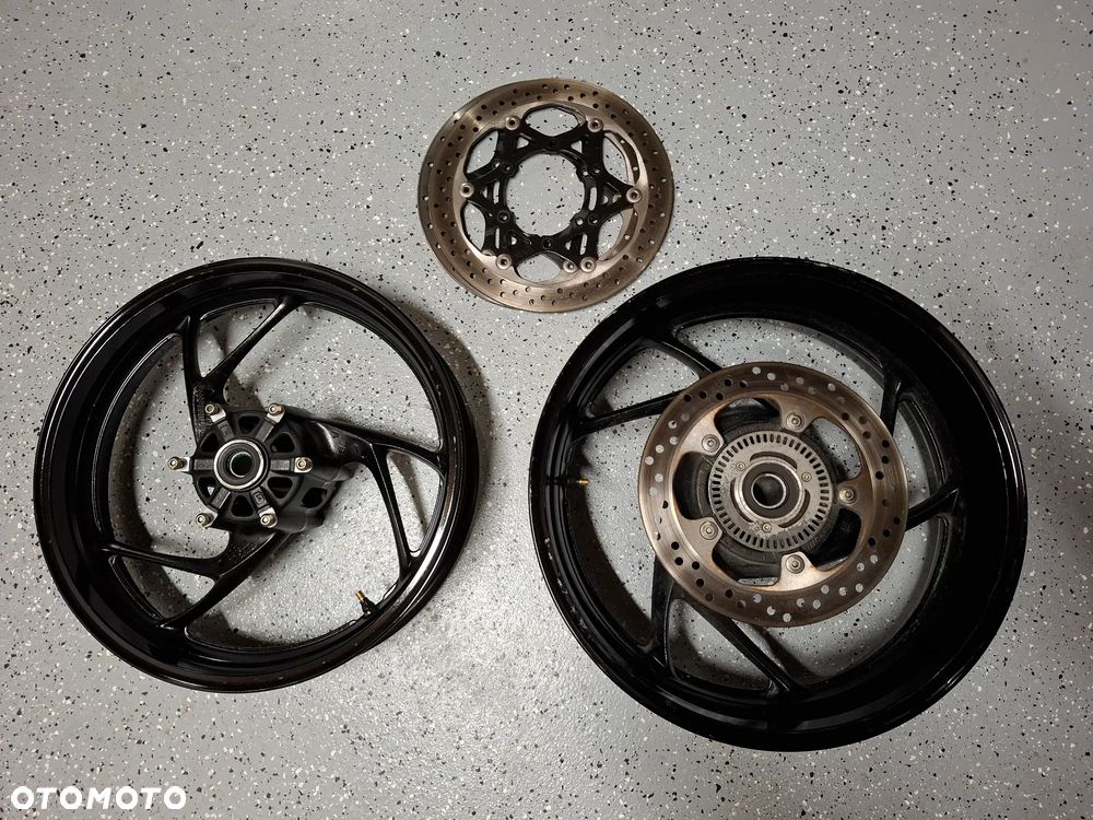 Suzuki GSXS 1000 950 felga tarcz hamulcowa katana - 1