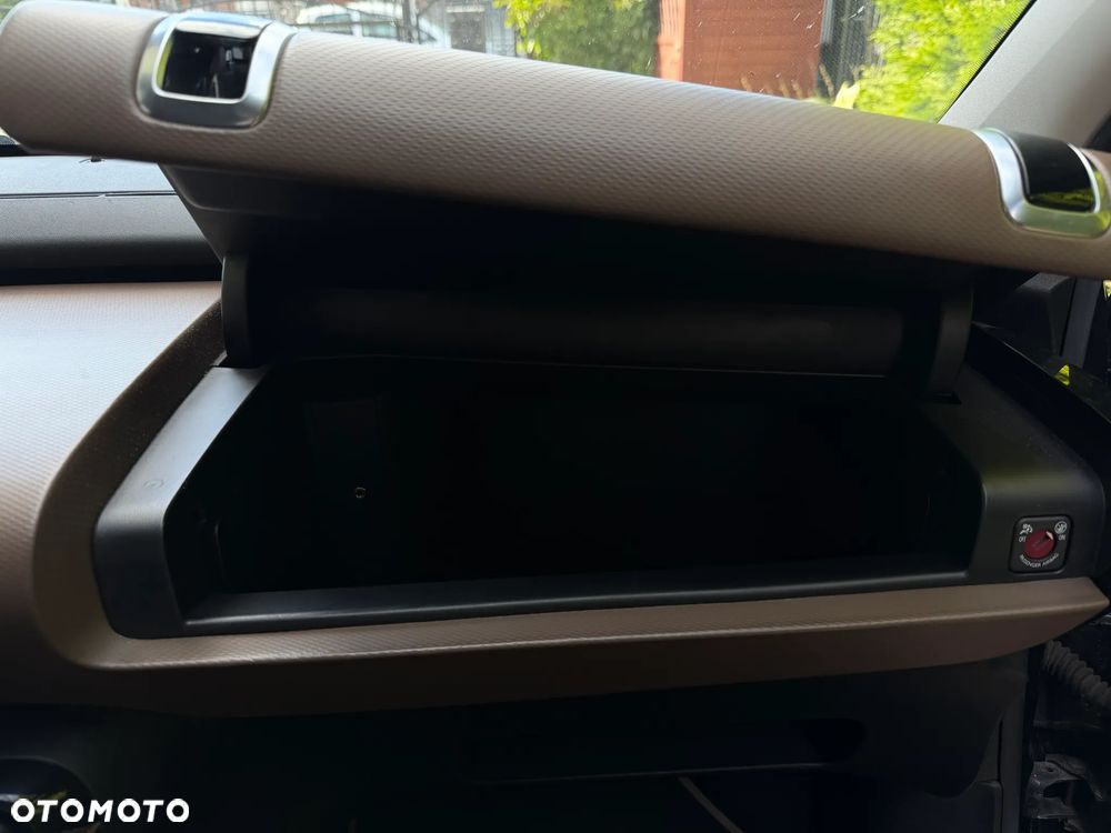 Citroën C4 Cactus 1.2 PureTech Shine Edition S&S - 9