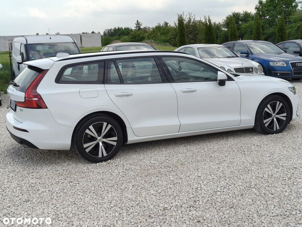 Volvo V60 B3 B Momentum - 20