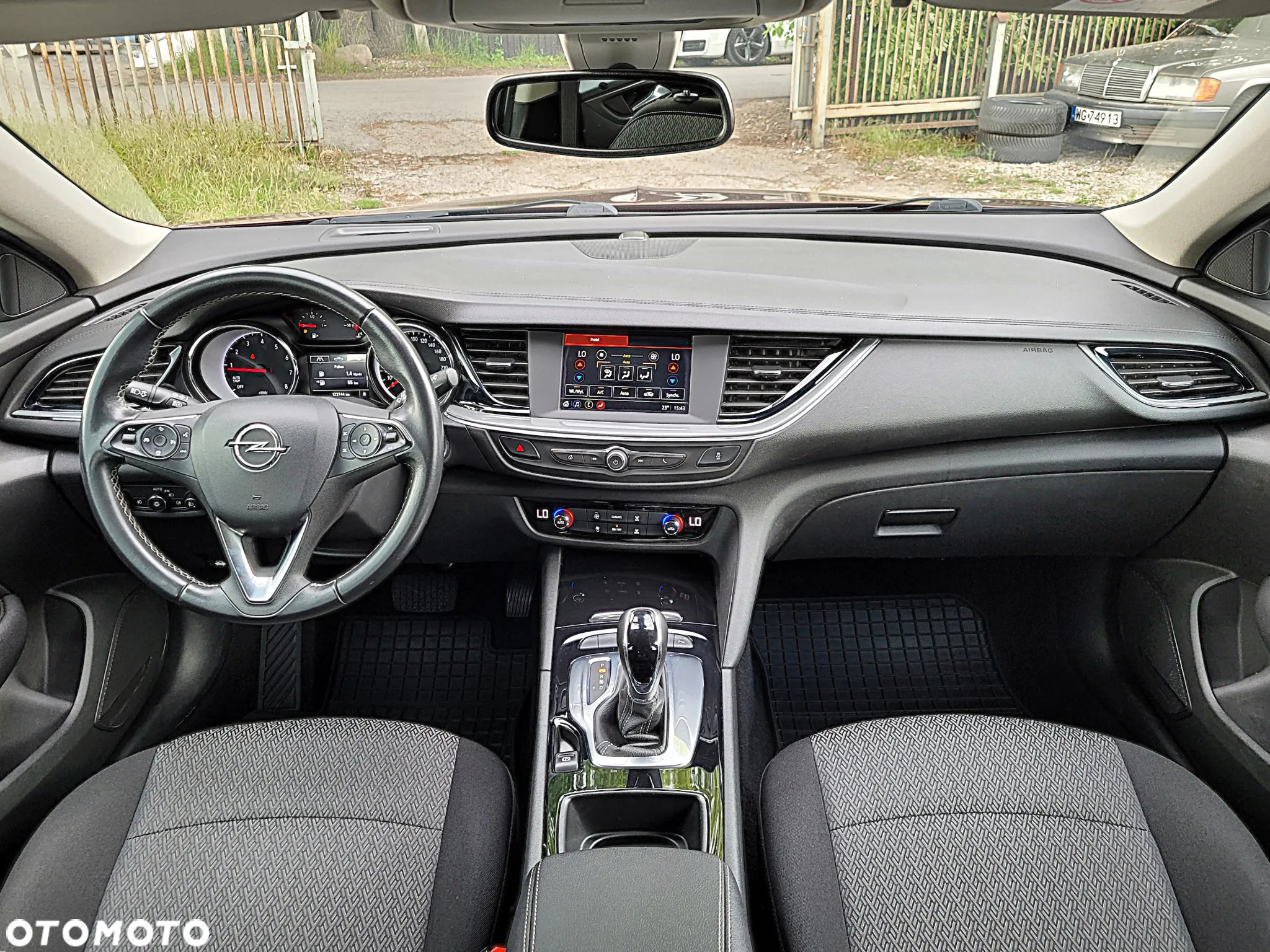 Opel Insignia 1.5 T Innovation S&S - 10