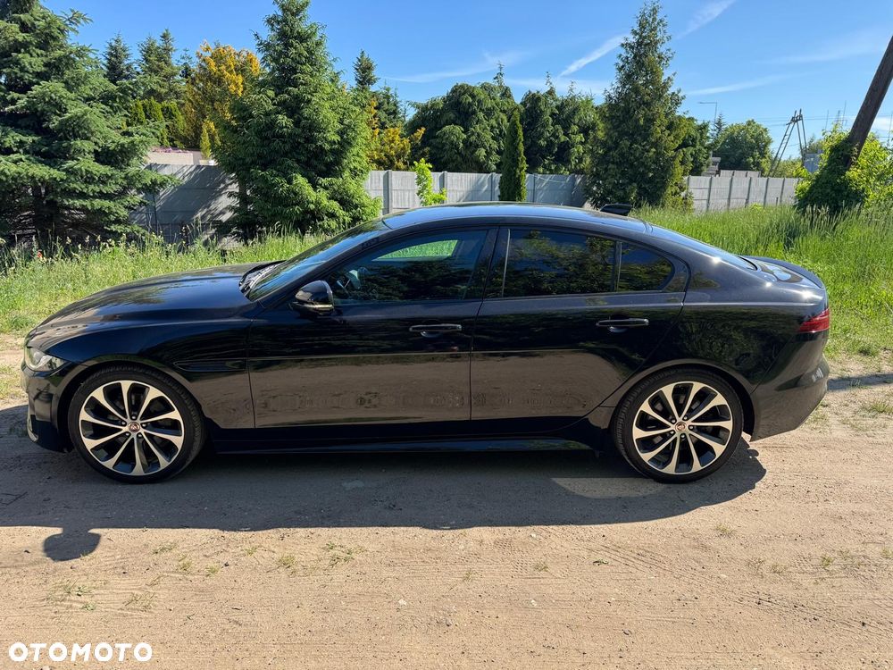 Jaguar XE P250 R-Dynamic HSE - 2