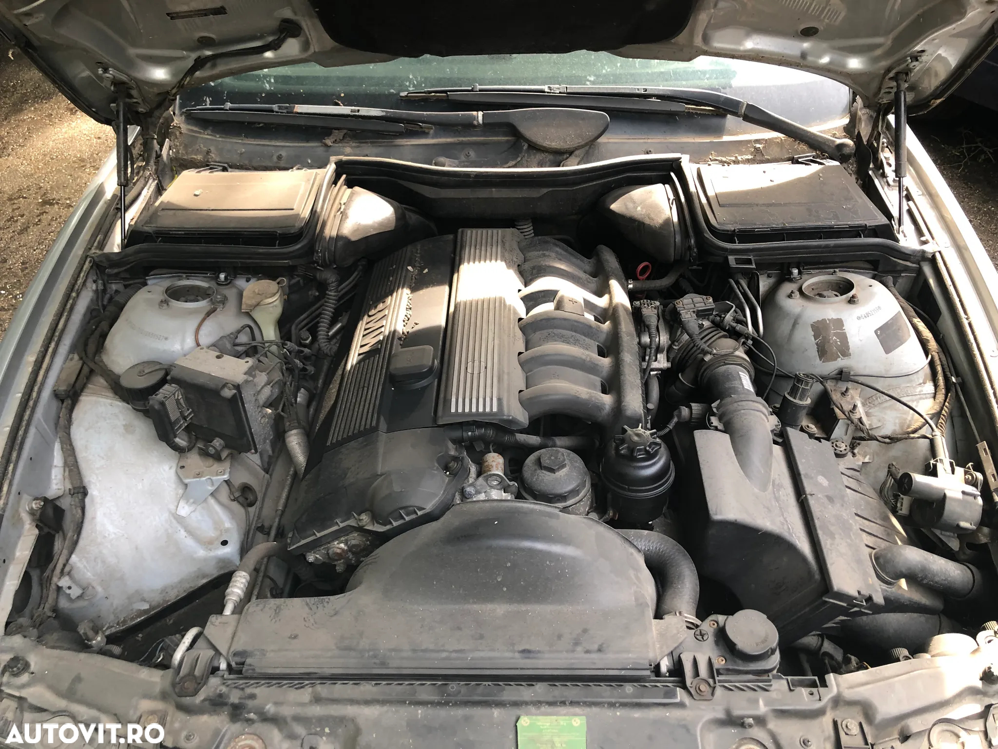 Dezmembrez Bmw 520i seria 5 E39 gri argintiu 1999 - 5