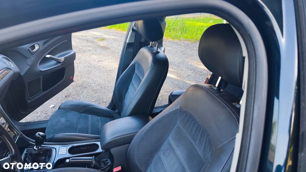 Ford Mondeo 2.0 TDCi Titanium S - 31