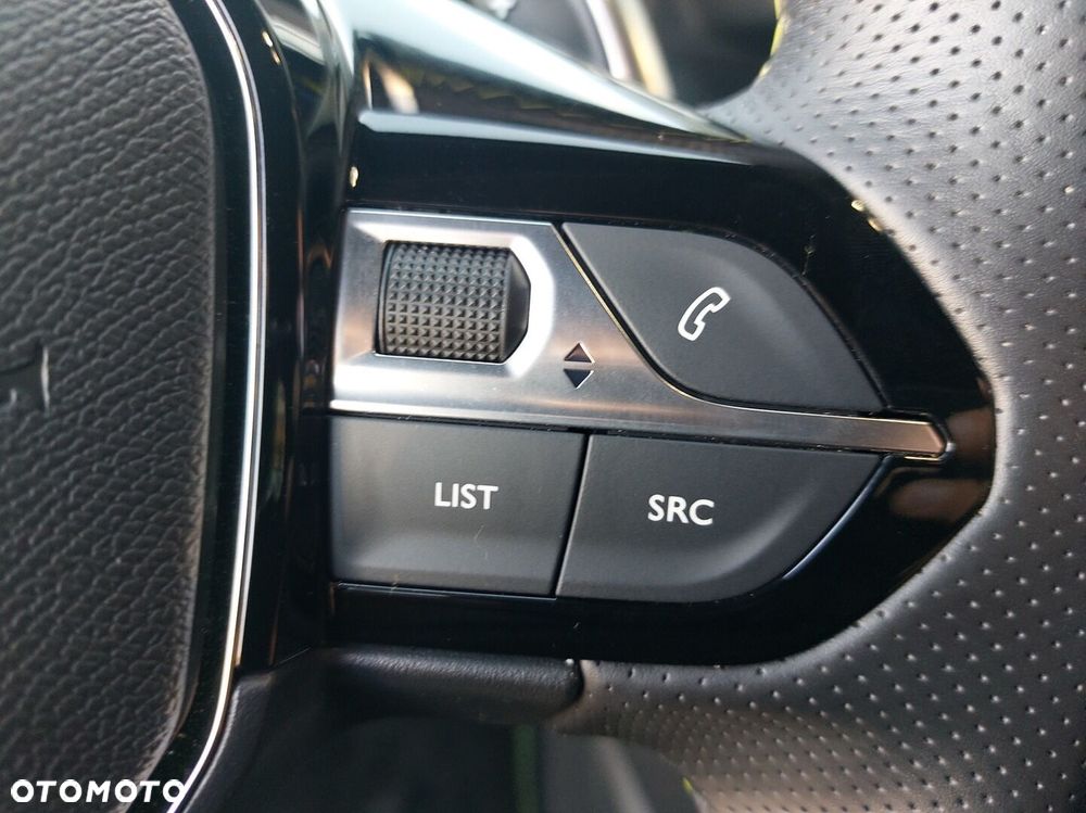 Peugeot 2008 - 16