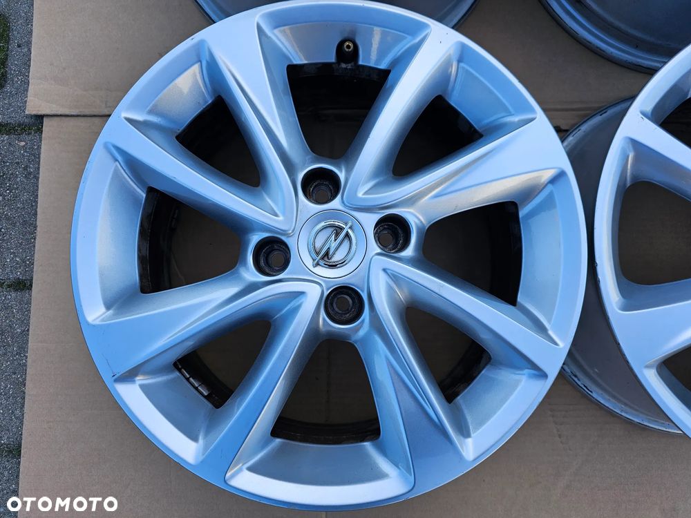 Opel OE Corsa F / 6,5Jx16 IS38 4x108 - 14