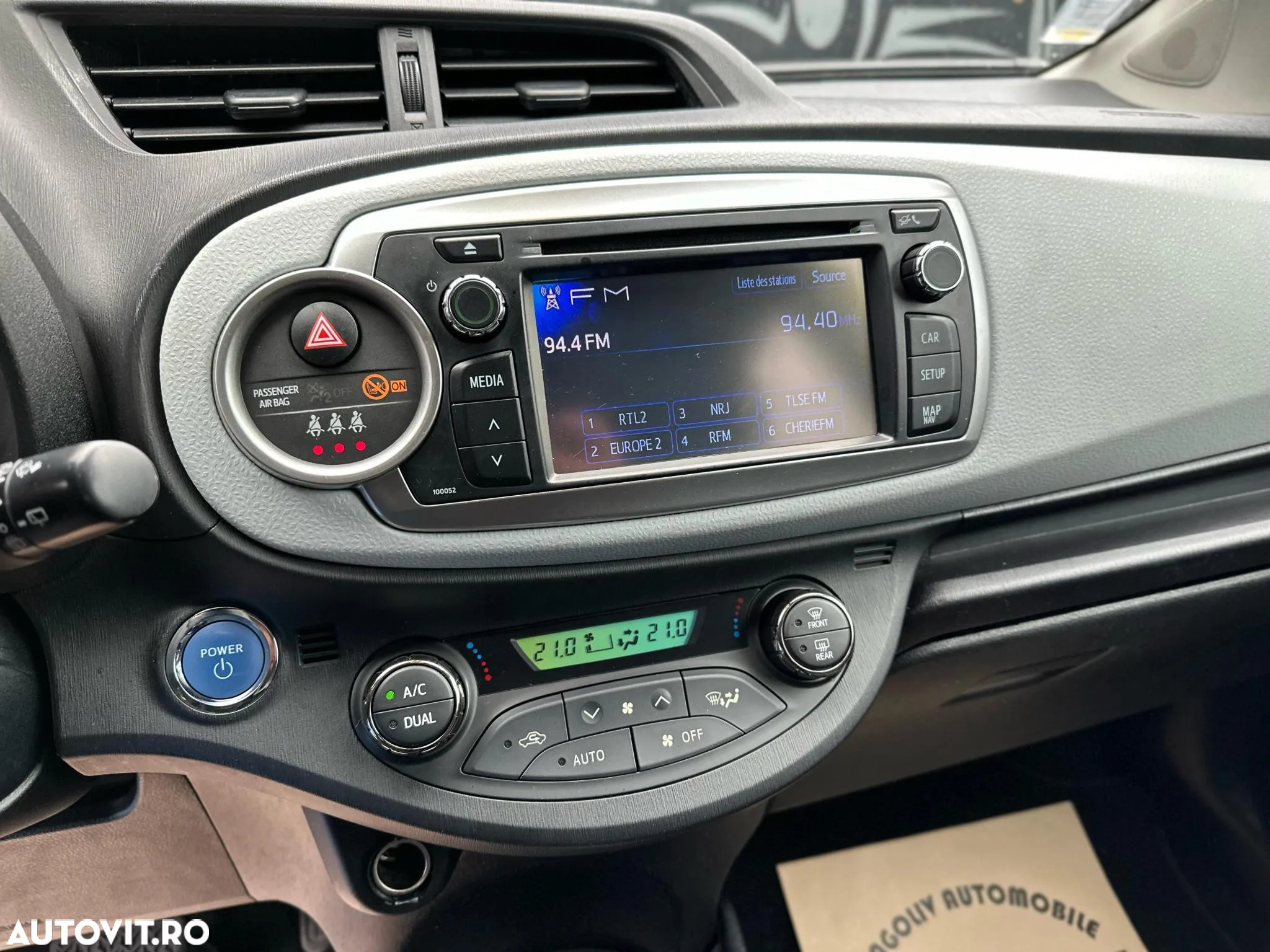 Toyota Yaris - 12