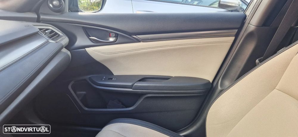 Honda Civic 1.5 i-VTEC Prestige CVT - 7