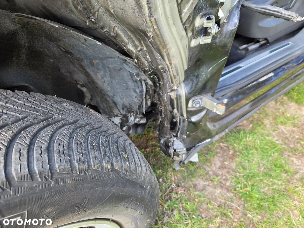 Volkswagen Tiguan 2.0 TSI 4Motion DSG Exclusive - 8