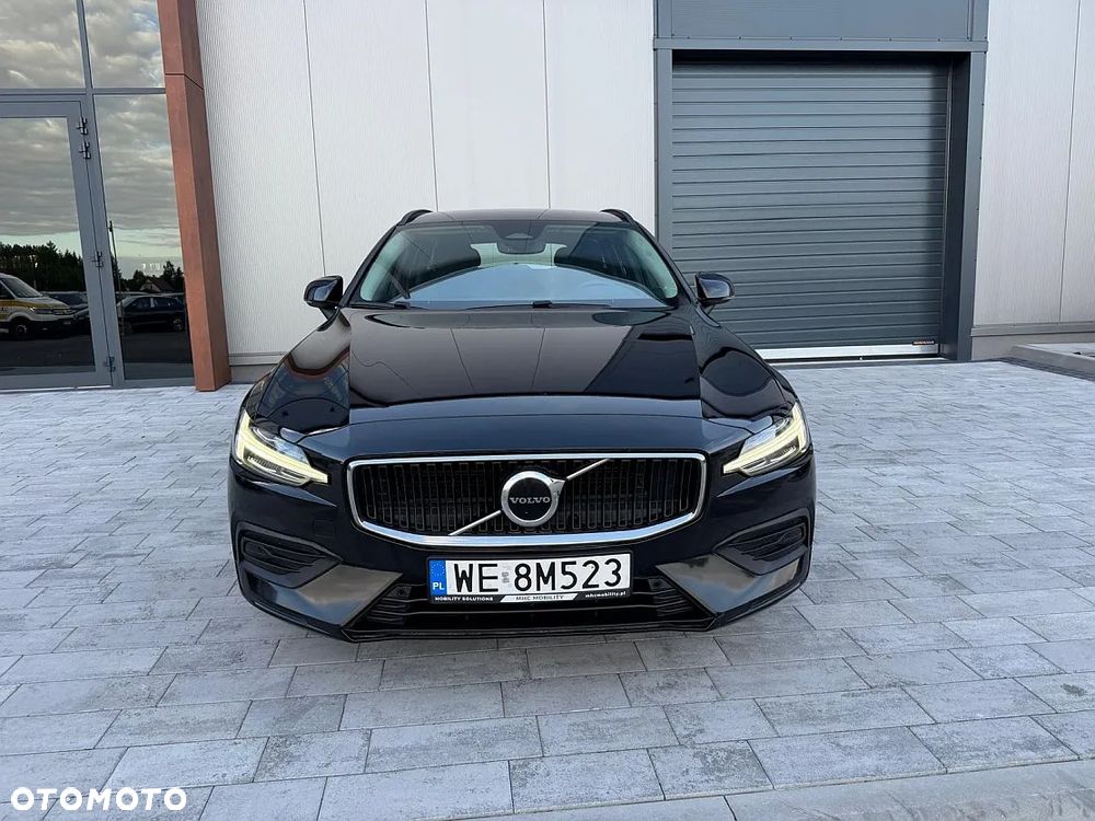 Volvo V60 B3 B Plus Dark - 2