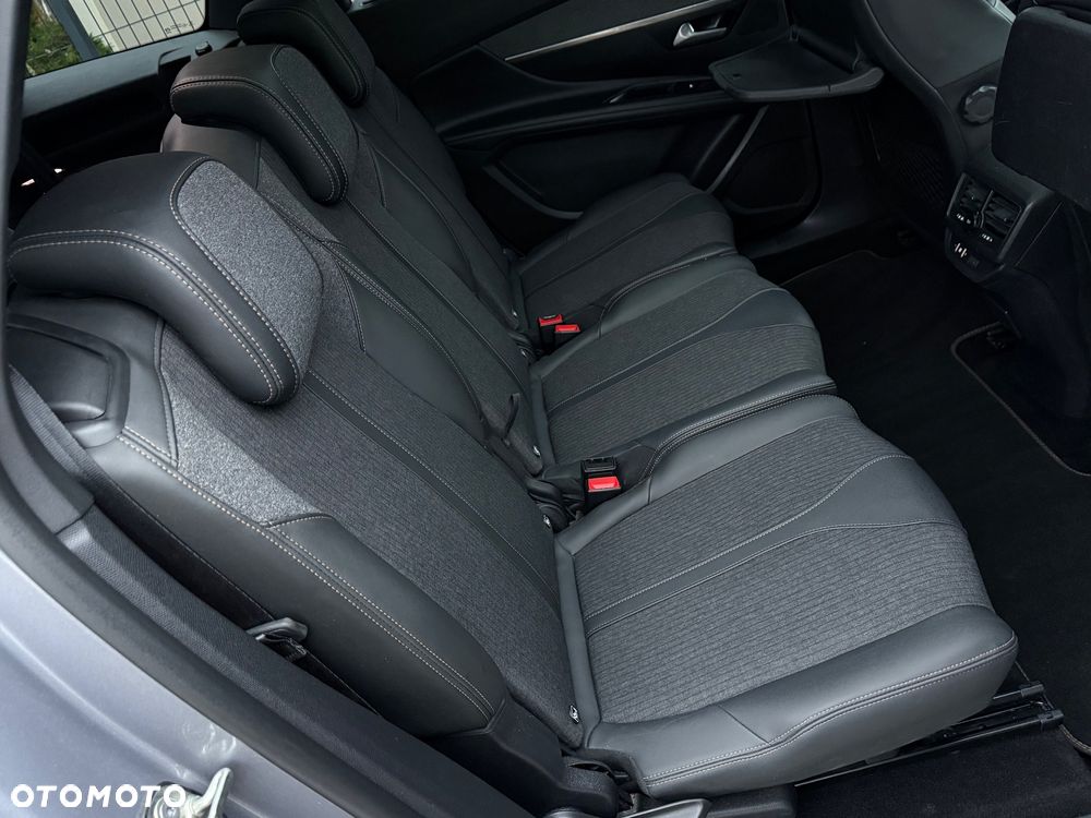 Peugeot 5008 BlueHDi 130 EAT8 GT - 25