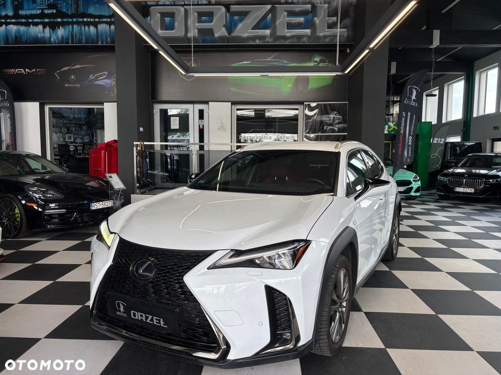 Lexus UX - 1