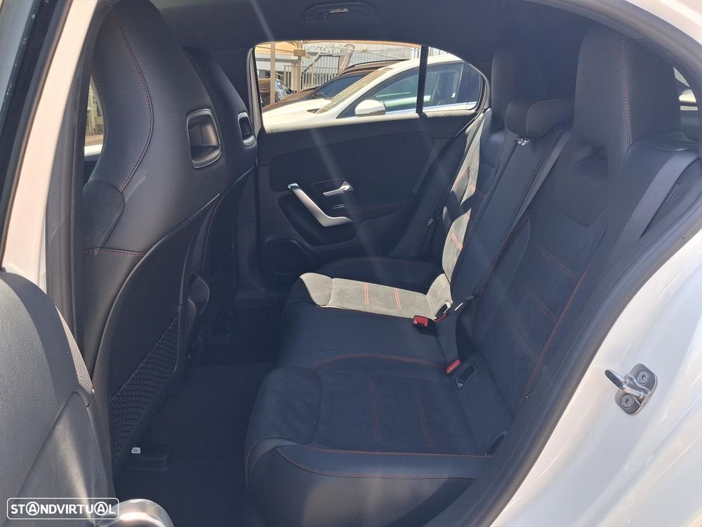 Mercedes-Benz A 180 - 11