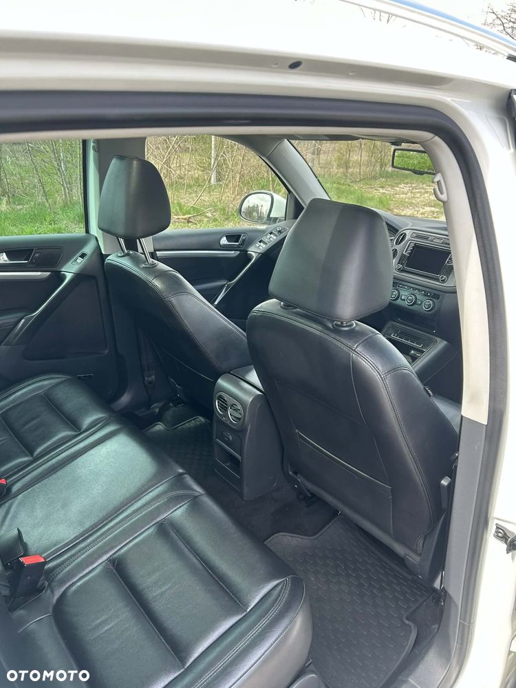 Volkswagen Tiguan 2.0 TSI 4Motion DSG Sport & Style - 23