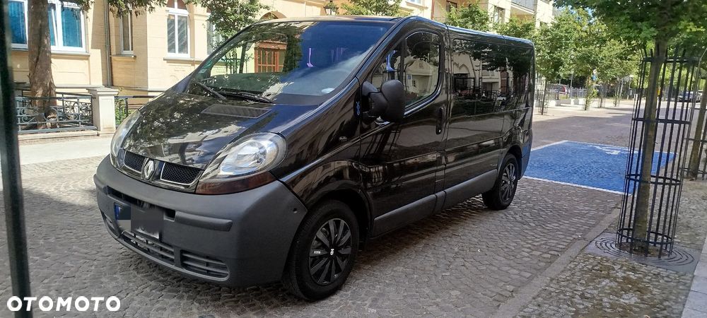 Renault Trafic - 1