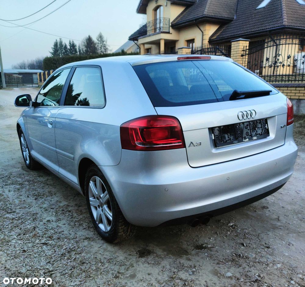 Audi A3 Sportback - 6