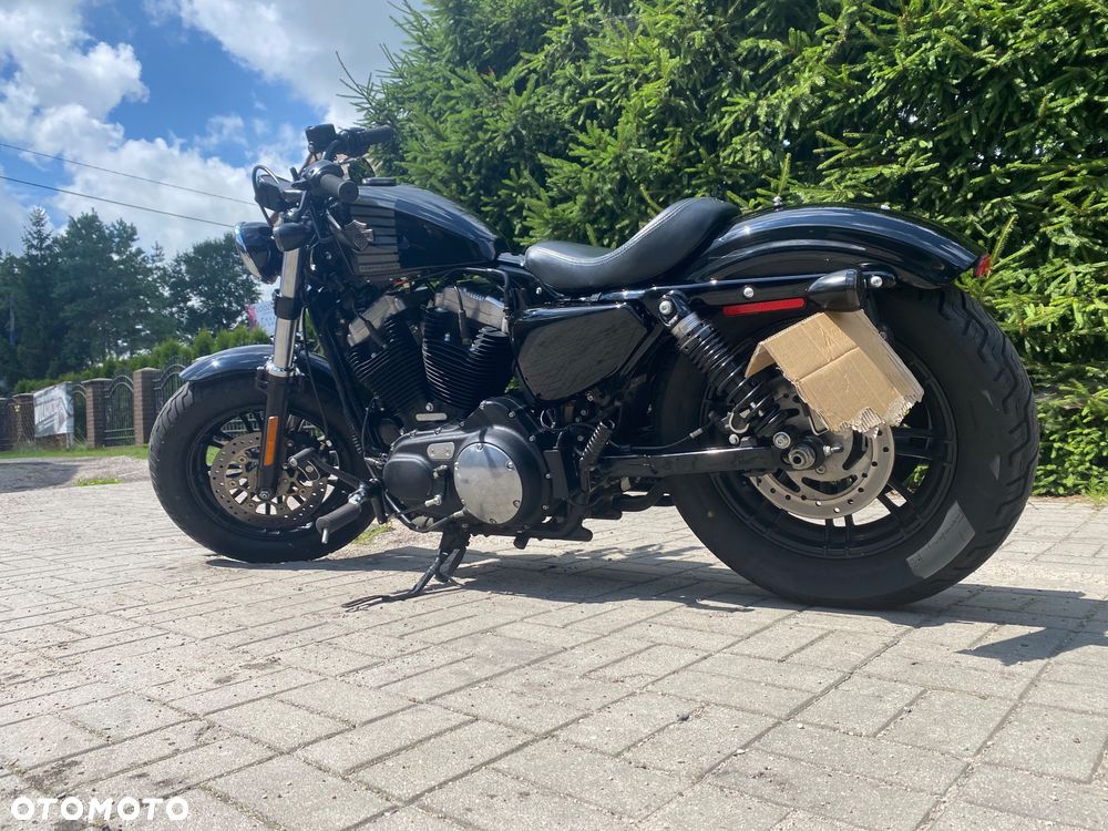 Harley-Davidson Sportster Forty-Eight - 4