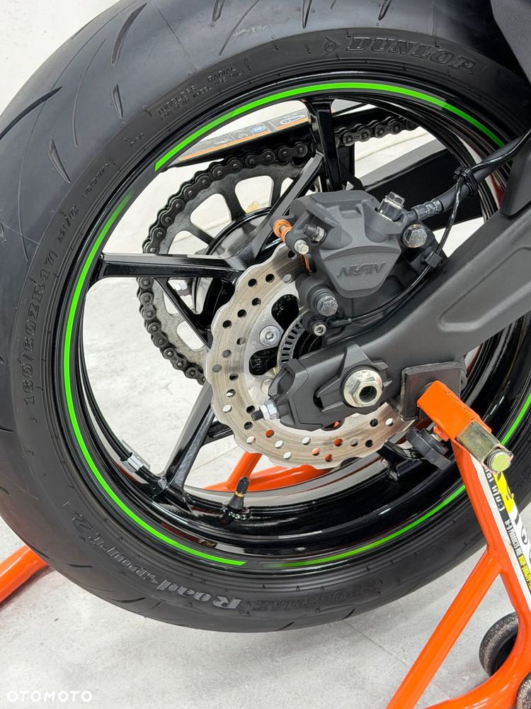 Kawasaki Ninja - 9