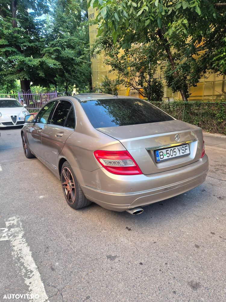 Mercedes-Benz C 200 - 4