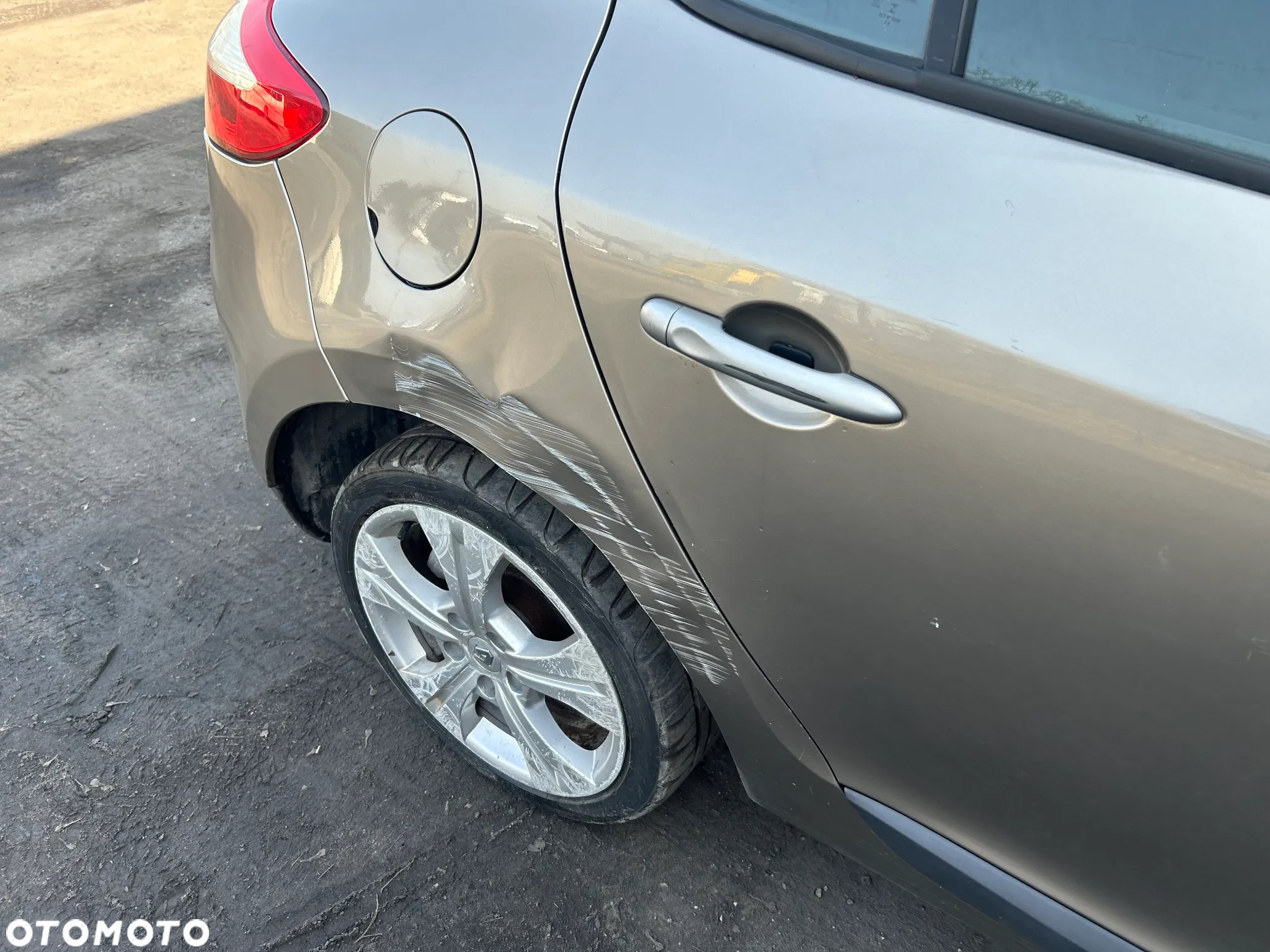 Renault Megane - 24