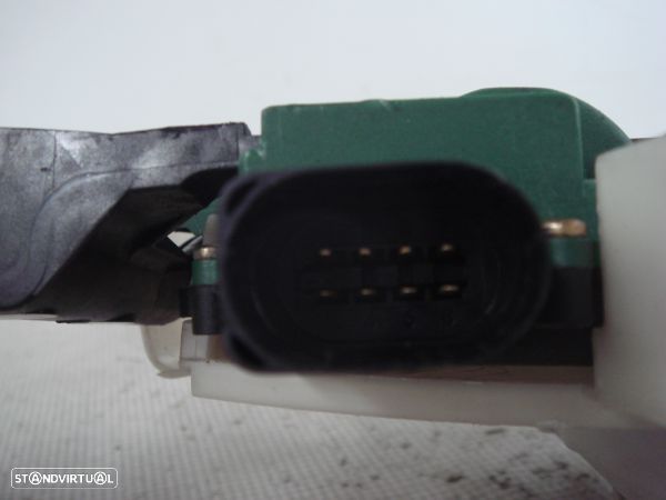 Fecho Da Porta Frente Dto Volkswagen Passat (3B3) - 2