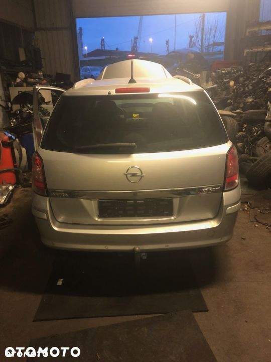 OPEL ASTRA III LIFT  DRZWI PRAWE TYŁ KPL. Z 157 - 2