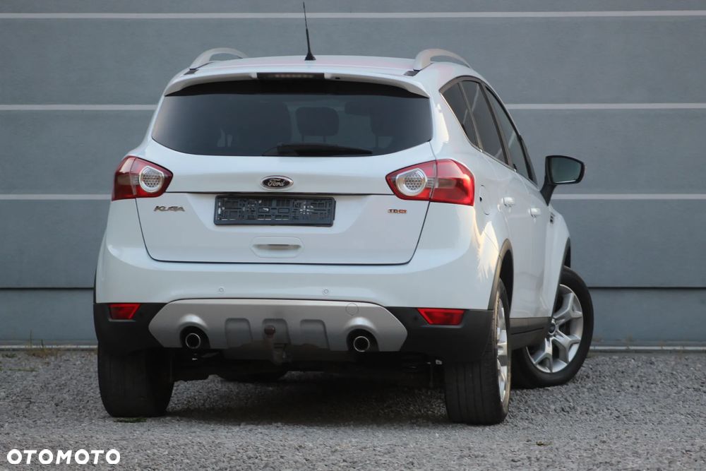 Ford Kuga 2.0 TDCi 4x4 Titanium - 11