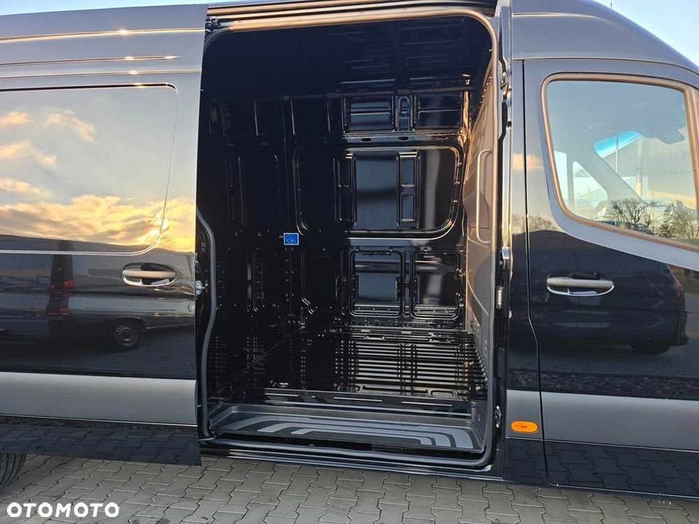 Mercedes-Benz Sprinter 319 CDI Long PRO 9G-Tronic - 5