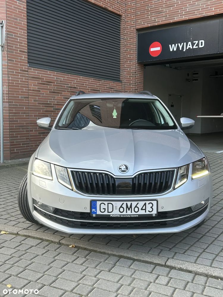 Skoda Octavia 2019 photo 2