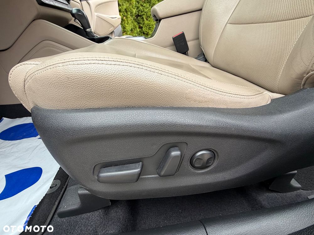 Hyundai Tucson blue 1.7 CRDi 2WD DCT Premium - 33