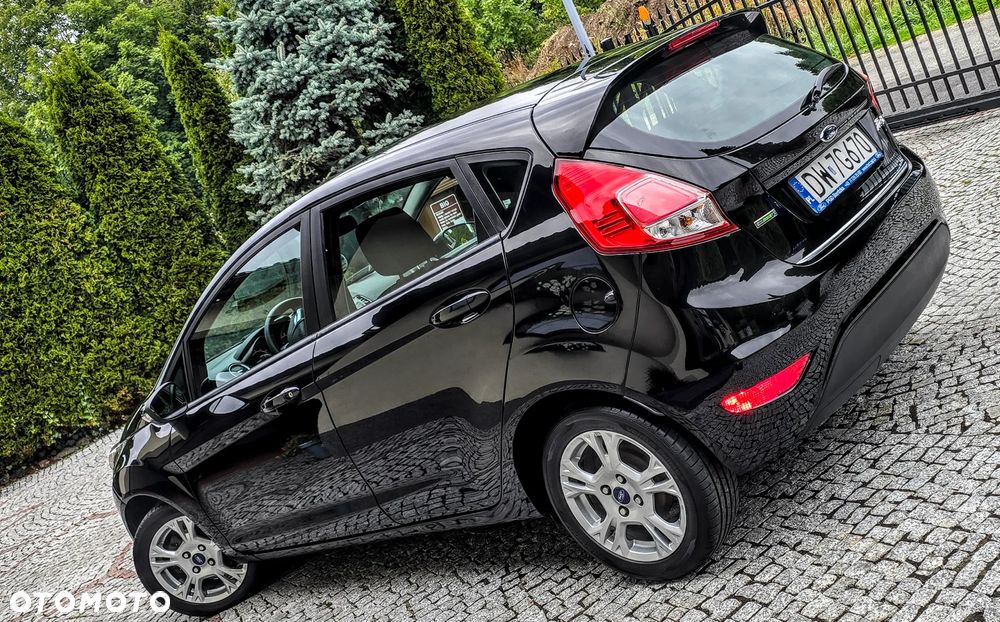 Ford Fiesta 1.0 EcoBoost Titanium - 11