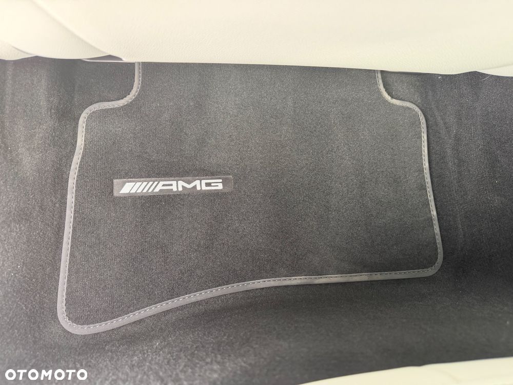 Mercedes-Benz Klasa E 220 d mHEV Exclusive 9G-Tronic - 17
