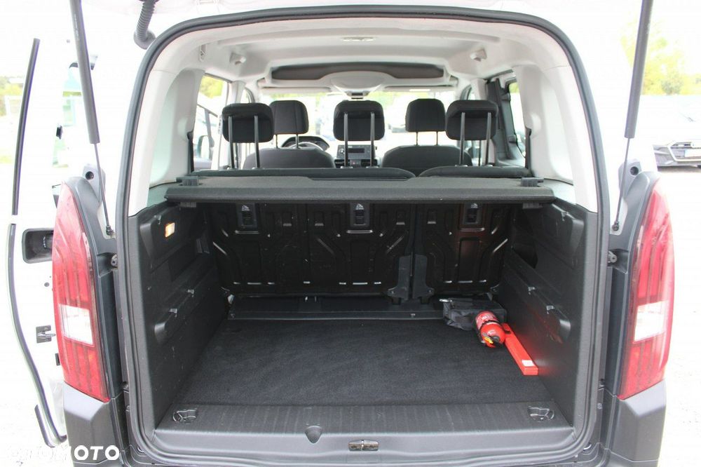 Peugeot Rifter 1.5 BlueHDI Active - 26