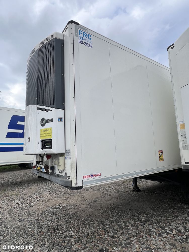 Schmitz Cargobull SKO - 1