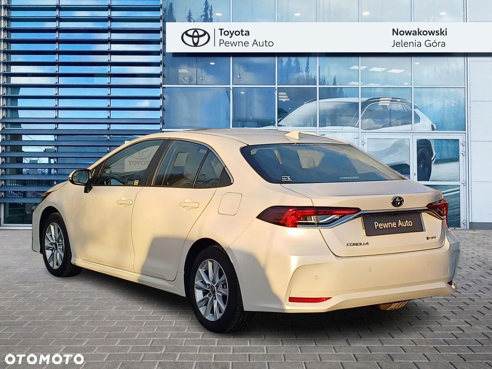 Toyota Corolla 1.8 Hybrid Comfort - 8
