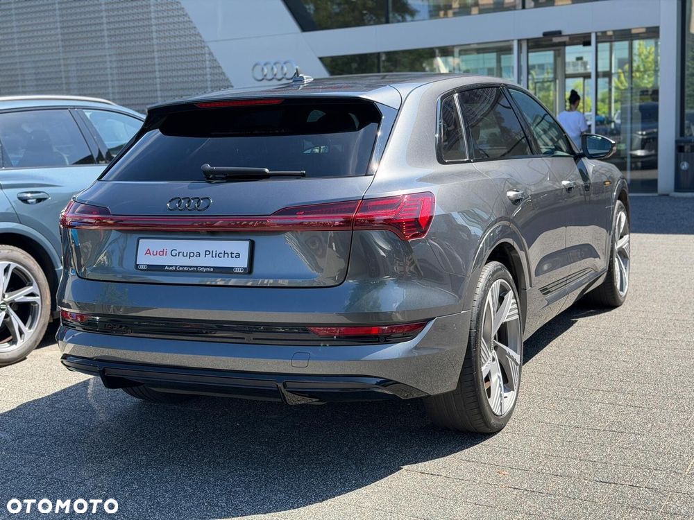 Audi e-tron 55 Quattro S Line - 13