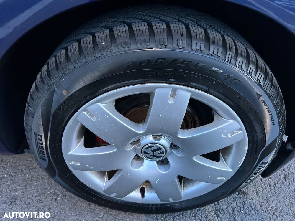 Volkswagen Golf 1.4 TSI Exclusive - 3