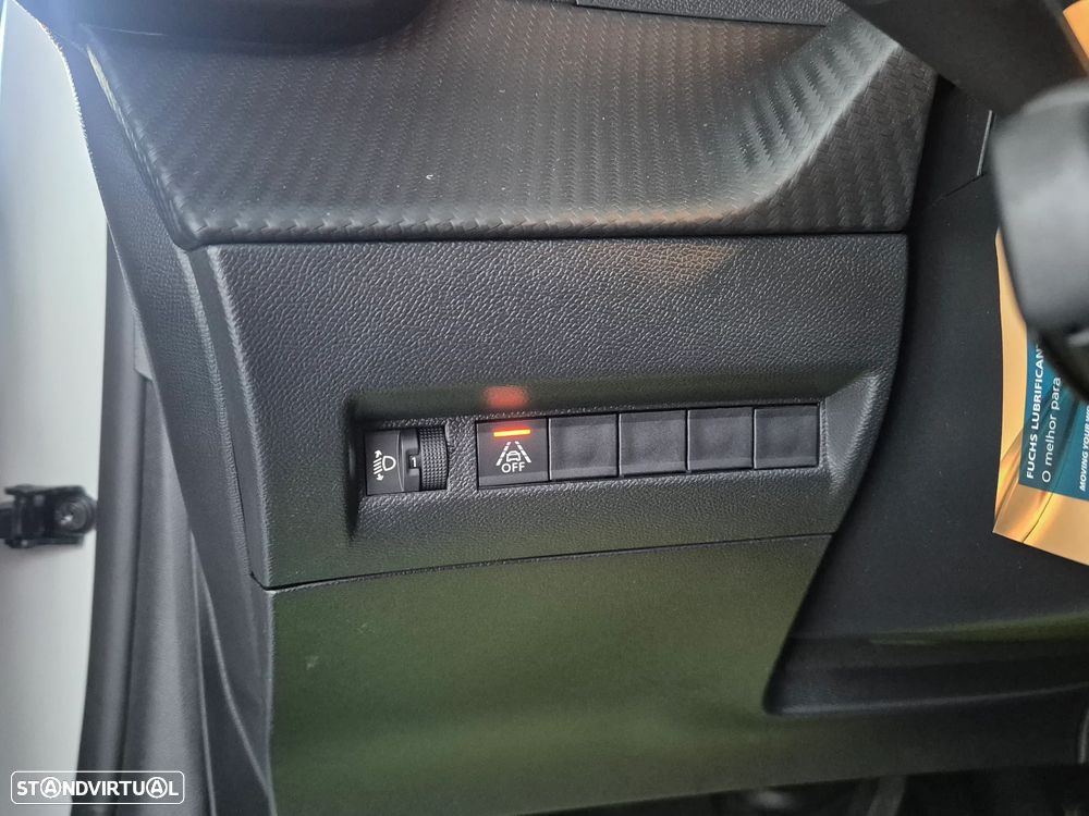 Peugeot 208 1.2 PureTech Allure Pack EAT8 - 22