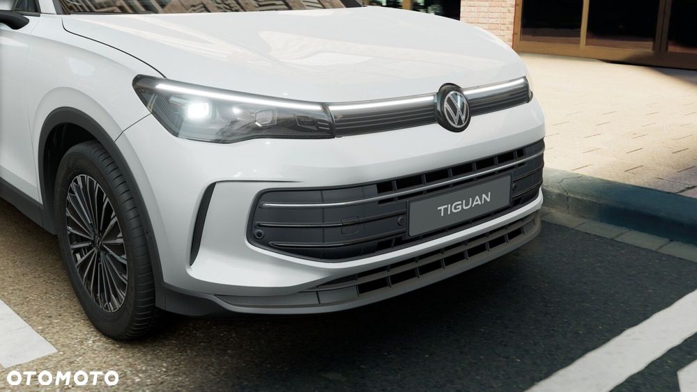 Volkswagen Tiguan - 9