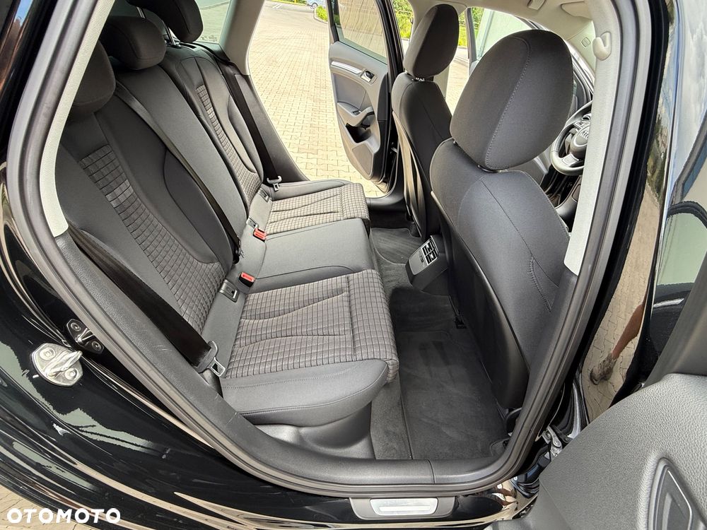 Audi A3 Sportback 2.0 TDI S tronic design - 26
