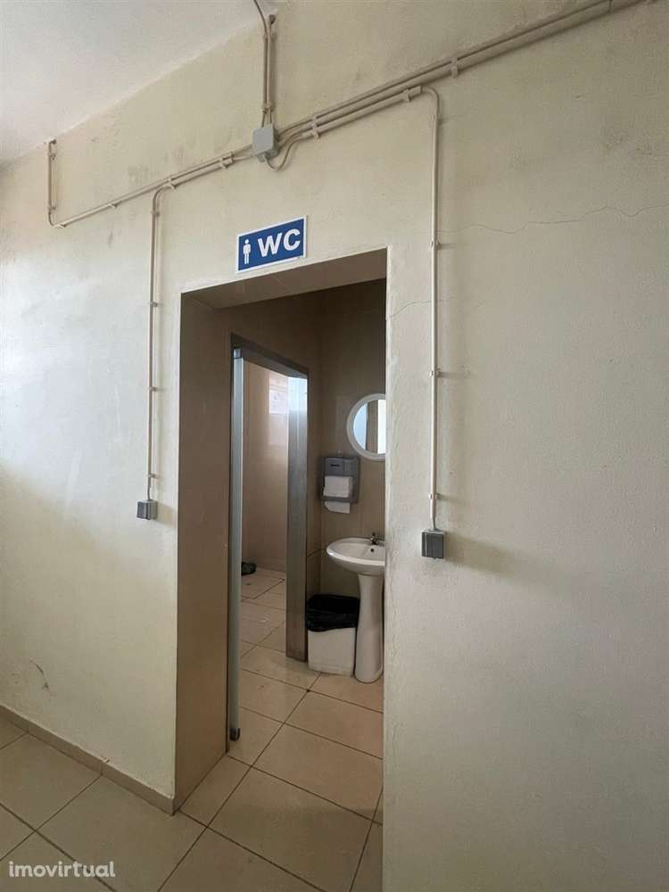 ARRENDAMENTO DE PAVILHÃO INDUSTRIAL – 2000 m² | ESCAPÃES SMF - Grande imagem: 5/23