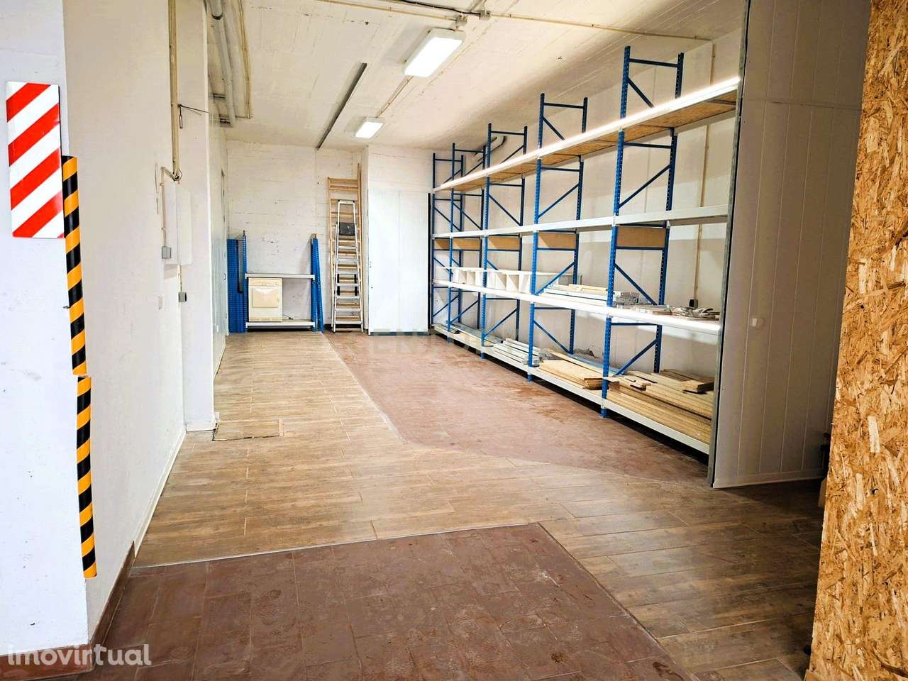 Garagem Armazém ou Espaço Multi-usos em Algueirão Mem Martins, Sintra - Grande imagem: 5/15