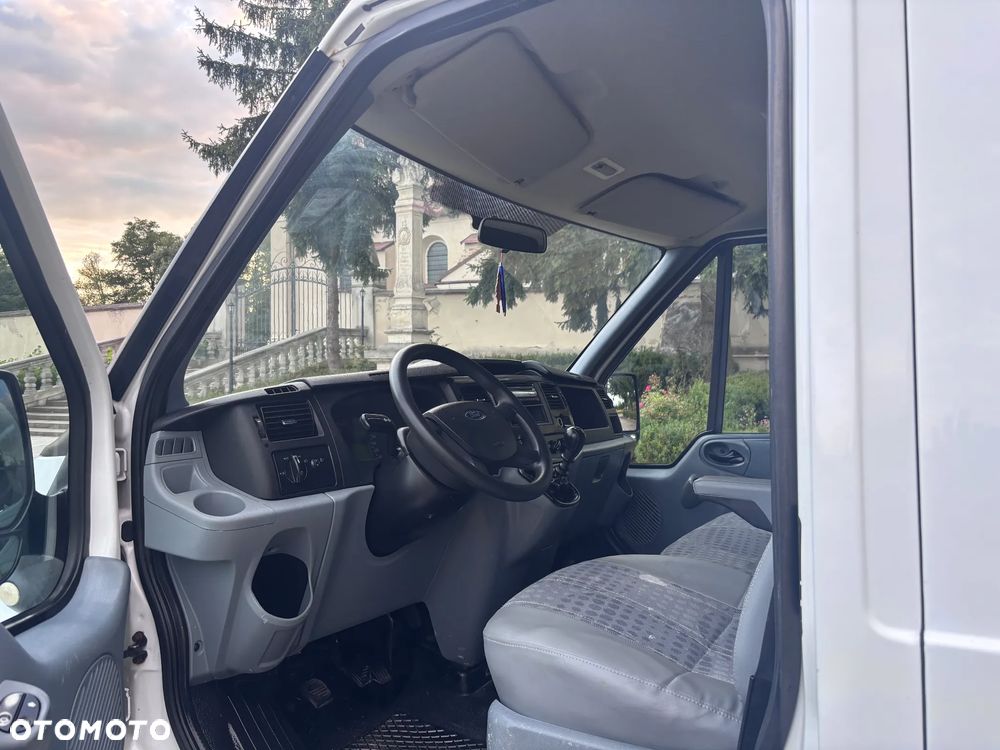 Ford Transit - 16