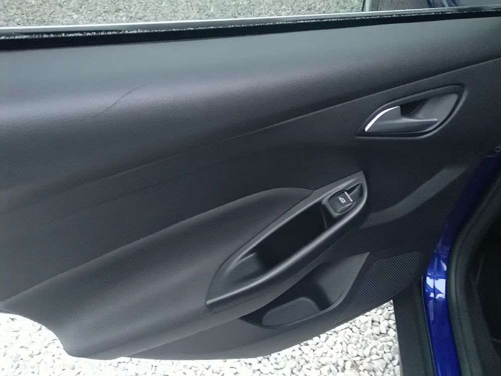 Ford Focus 1.0 EcoBoost STart-Stopp-System TITANIUM - 18